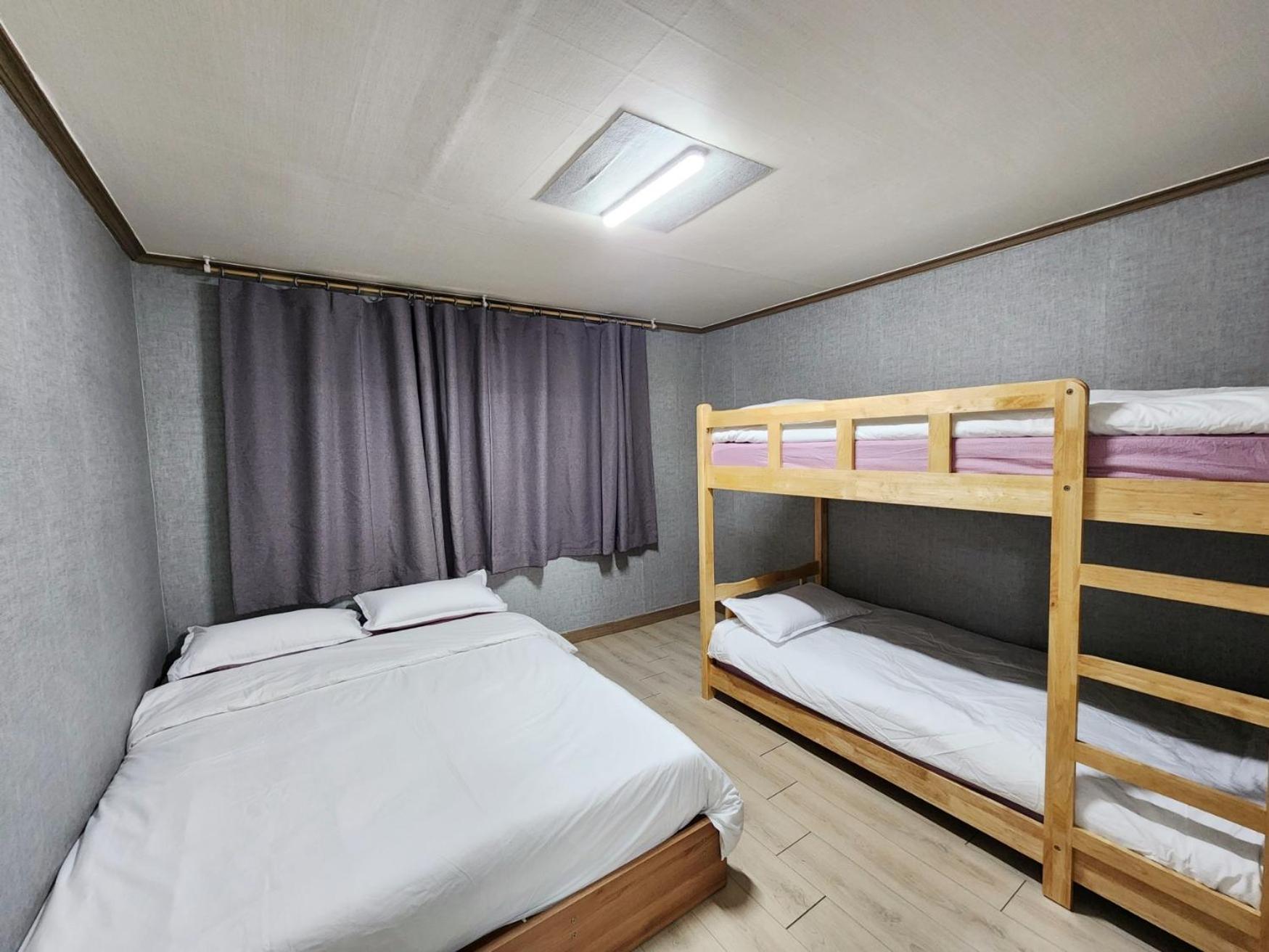 1012 House Namsan Hotel Seoel Kamer foto
